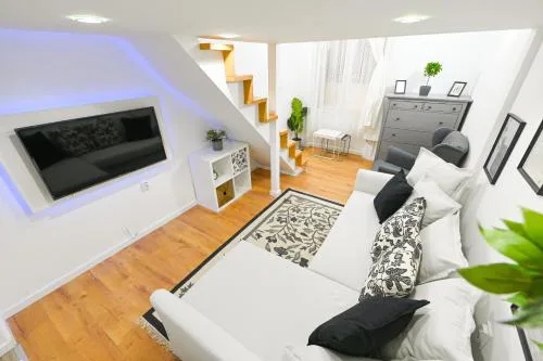 Charming apartment in Damjanich str., Lucas