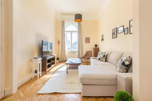 City Center Dream Home 2BR/2Bath