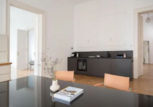 Classic elegant apartment with beautiful daylight