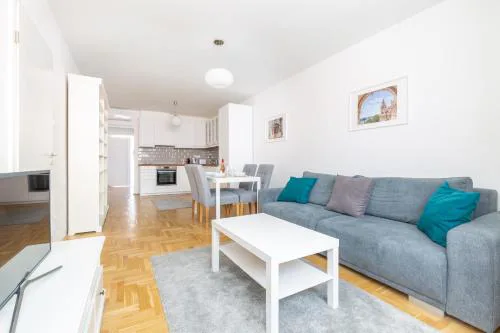 Cozy 3-bedroom Apartment in the Heart of Budapest