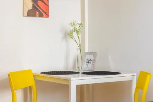 Cozy Gallery Loft in Garam Street by NW
