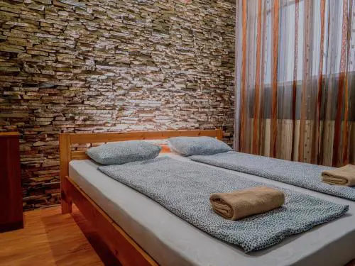 DeeP Guest House