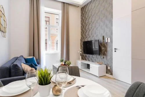 Deluxe Central Budapest Retreat - Free Parking
