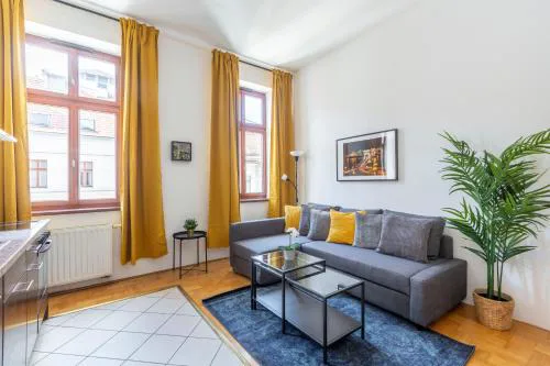 Downtown Cozy Home in the Gozsdu Garden