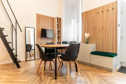 Downtown Suite by Stlcz