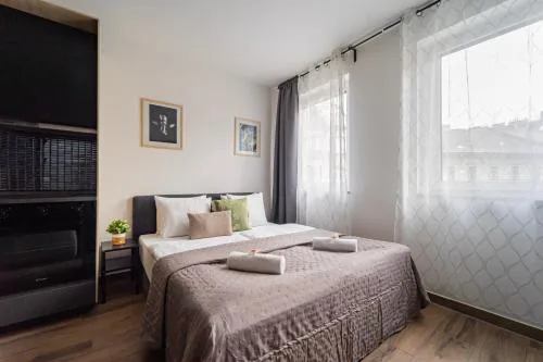 ECO Apartments - Modern Studio in the City Center