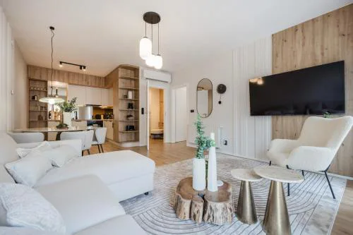 Elegant Premium Apartment with Parking