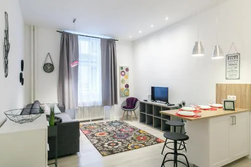 ELLA Apartment