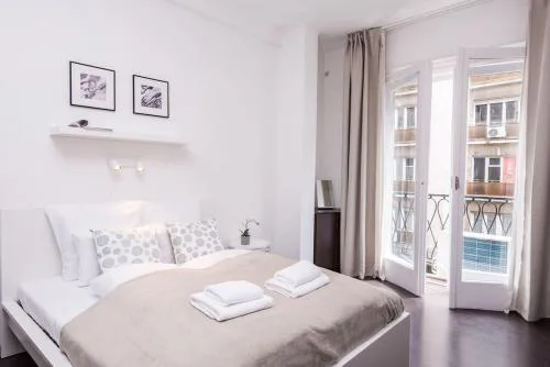 Extra Central NEW home with AC