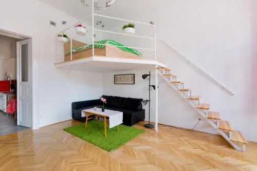 F4 Fiumei Apartment