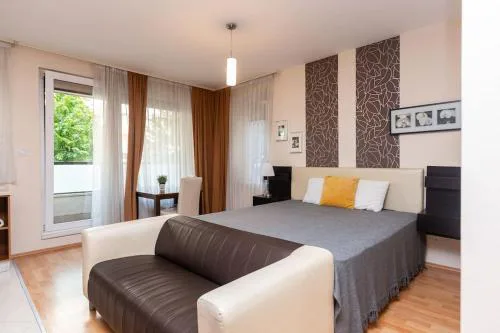 Flat on Corvin promenade with big balcony