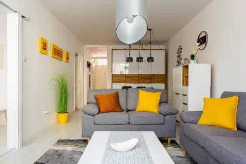 Flat White Apartment