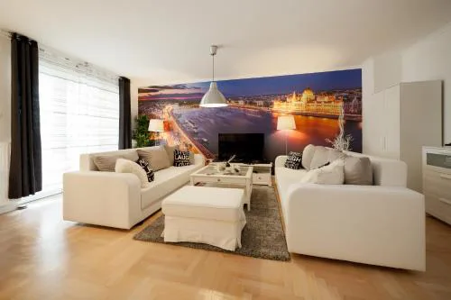 GDE Holló Apartments
