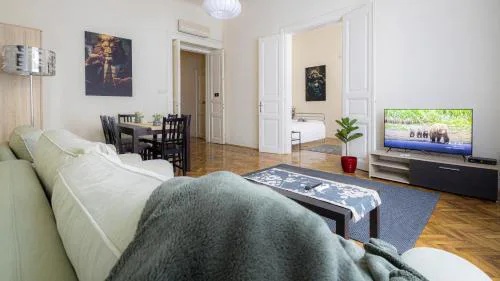Gentleman Apartment
