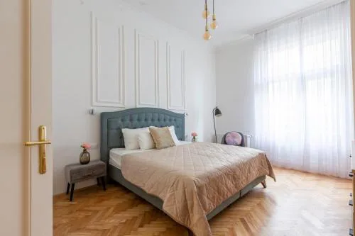 Glamorous Modern Apartment in the Hearth of Budapest