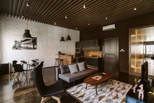 Grand Astoria - stylish luxury