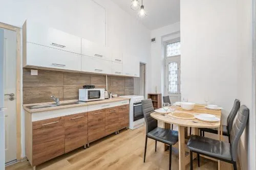 Grand Central Residence - Ferenciek Square Budapest
