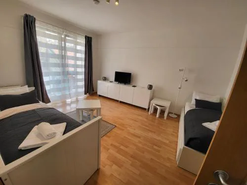 HI Downtown Apartment A513