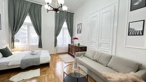 Jozsef 68 Apartment - Near NewYork Cafe
