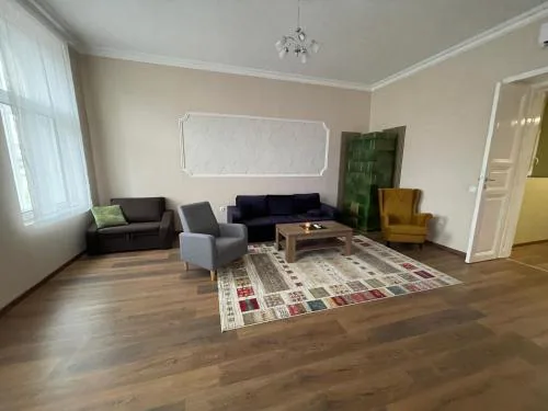 KálvinTér HOME