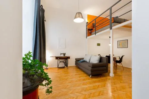 Kis Aldebaran a little jewel in the center of Budapest