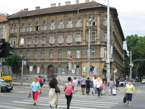 Lavender Apartment near Puskás stádium & Heroes' square