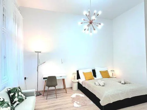 Liszt Apartment with garage available - Symphony 2