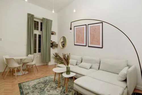 Lovely 3 bedrooms apartment in the Jewish quarter