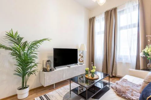 Luxurious Art Deco Apartment in the King Street