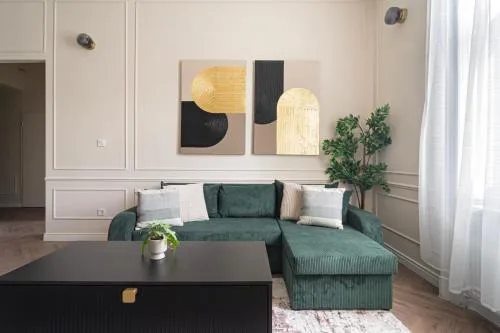Luxurious Prestige Apartment on the St Stephen Road