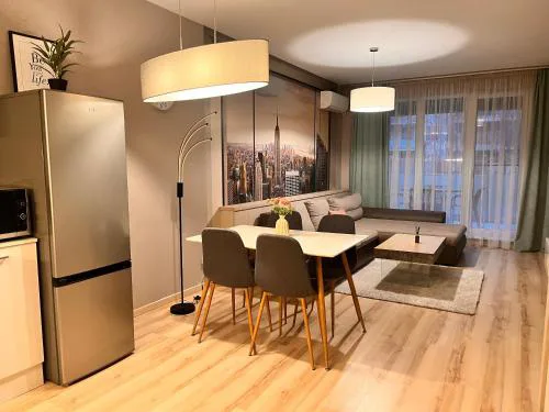 LUXURY B&B - Spacious 2 bedroom apartments for groups and families