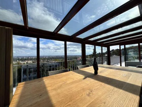 Luxury Penthouse on Rosehill with free garage