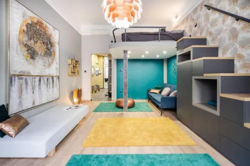 Luxury Pilvax Studio
