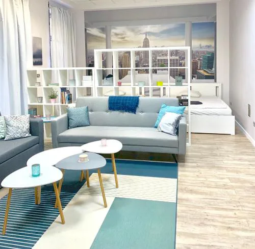 Modern, Central Suites by Keleti - 2 Kitchens, A/C, Park