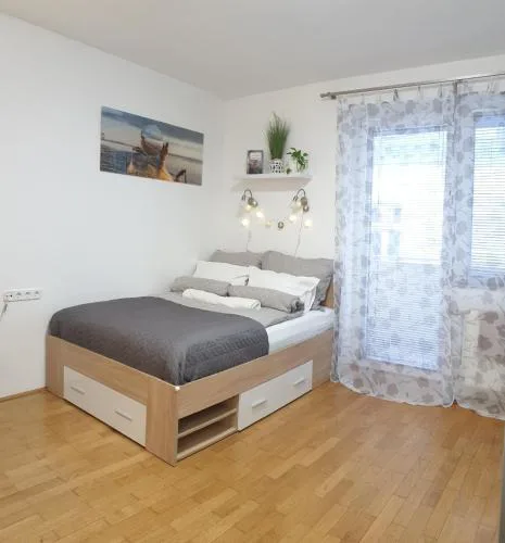 N14 Nap Apartment