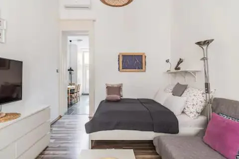 Nati Apartman