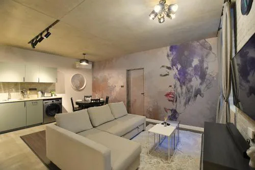 New Faces Design Apartment in Downtown