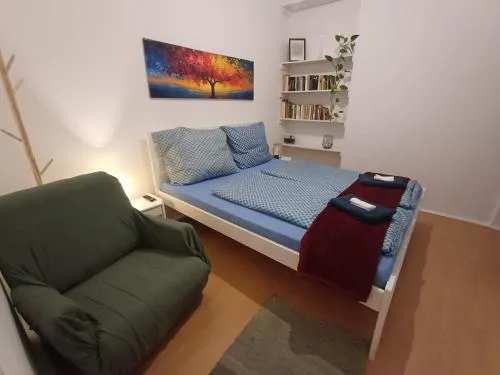 Nice flat in the very center