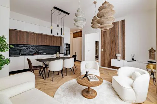 Onyx Oasis - luxury 3 bdrm
