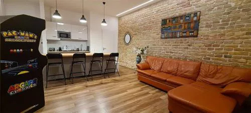 Pacman Apartment