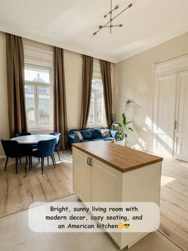 Parisian Chic Apartment Budapest Center