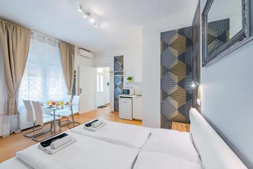 PARKING, AC, WIFI 2 room apartment in the center