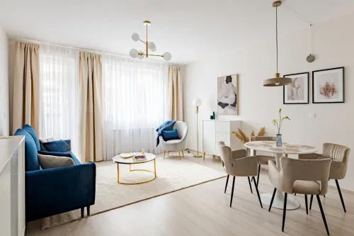Parkwest Azure Residence - by City Park