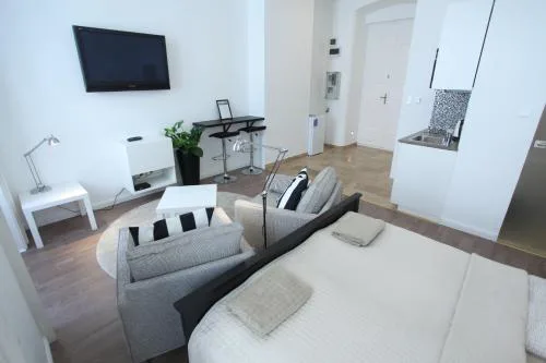 Pearl Apartment in the Center with City View