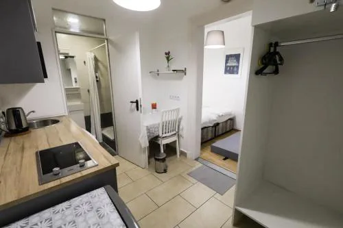 Pest-port apartment room-6 Private apartment