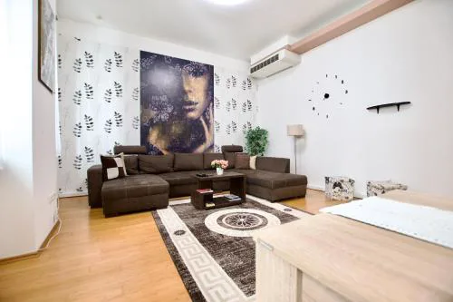 Premium Apartment by Hi5 - Vitkovics Suite