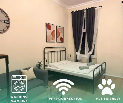 Puskas10 Brand New Modern Cozy Home with Park View