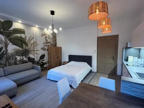 Quiet Luxury Oasis near Szimpla - Balcony & Spa