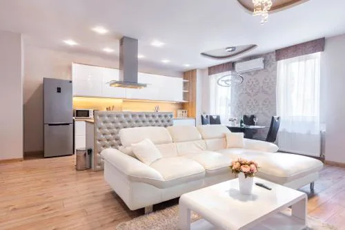 Raday Grand Deluxe Home
