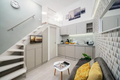 Raday Studio Home